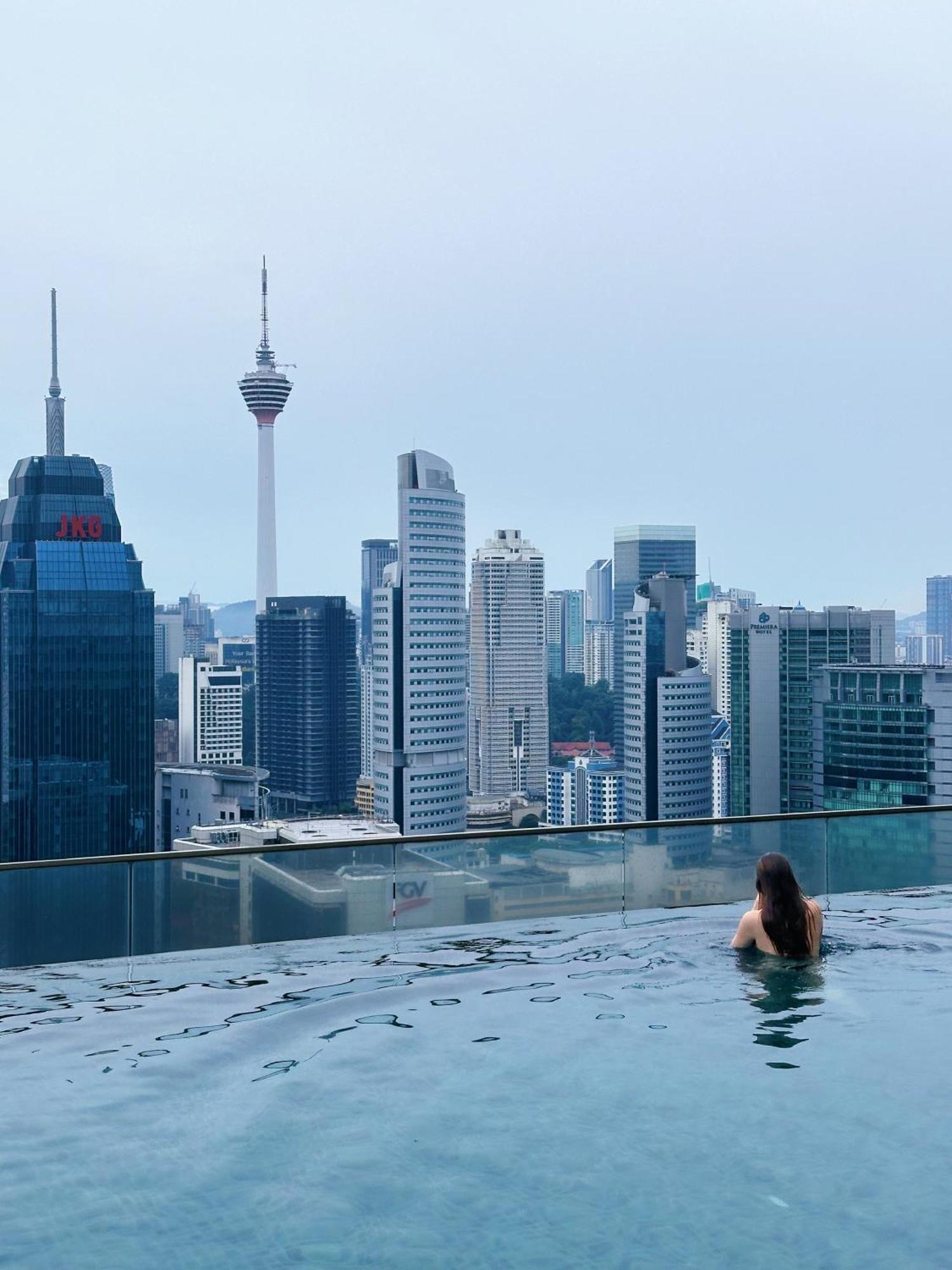 Modern Bauhaus Studio At Regalia Klcc Infinity Pool Kuala Lumpur Eksteriør bilde
